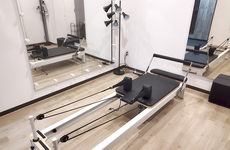 24/7pilates 堺東店の写真 1
