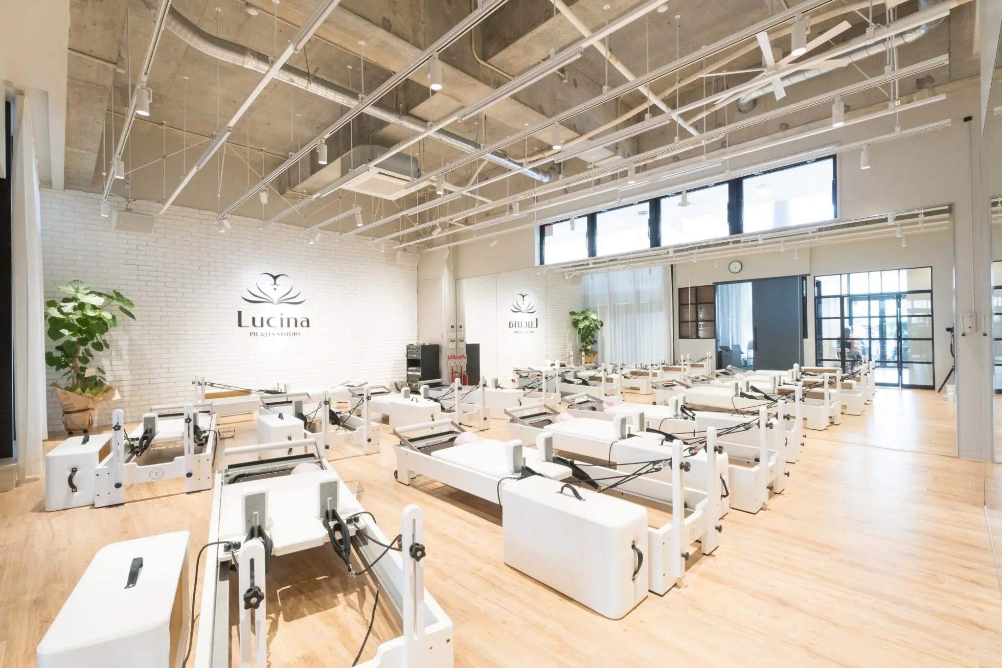 Lucina（ルキナ） 那覇新都心店（ピラティススタジオ）の写真 3