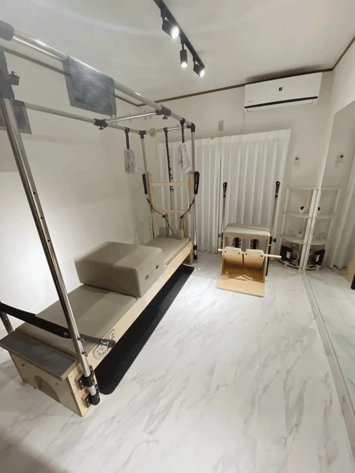 Dee Pilates（ディーピラティス）二子新地店の写真 2