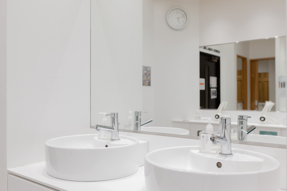 Lucina（ルキナ） 京都八幡店の写真 4