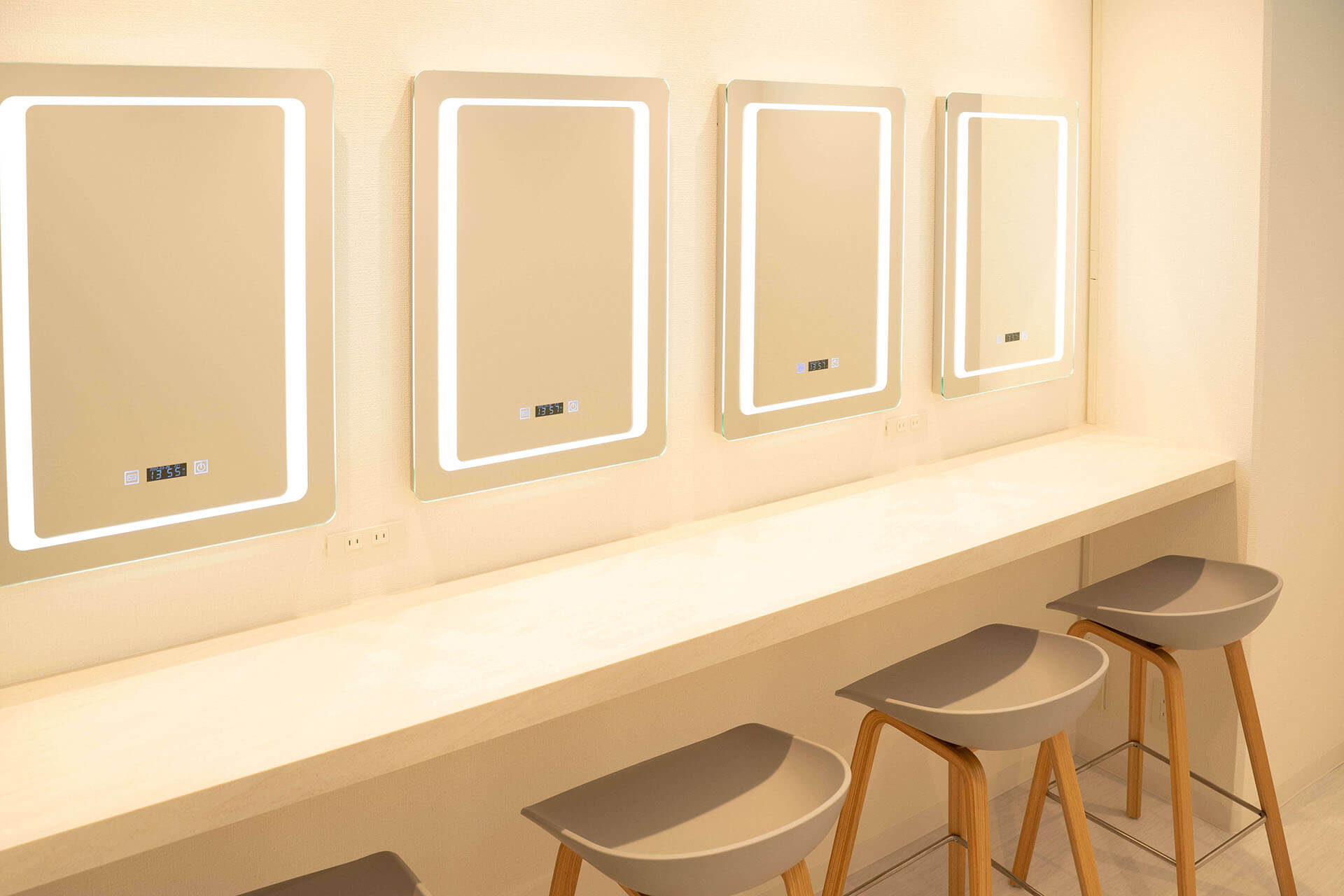 the SILK(ザシルク) 藤沢店の写真 1