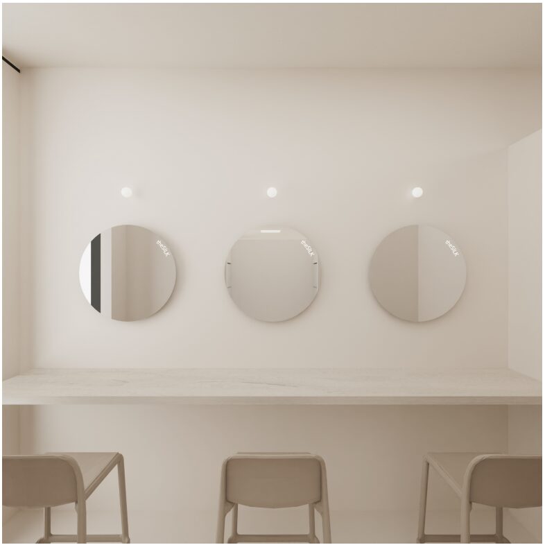 the SILK(ザシルク) 船橋店の写真 2