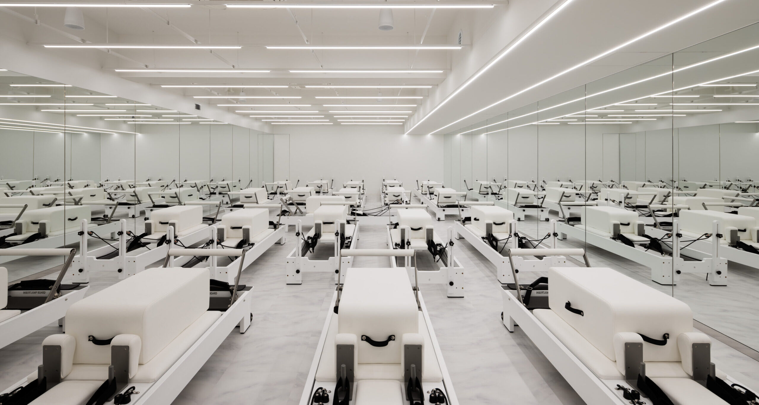 the SILK(ザシルク) 銀座店の写真 1