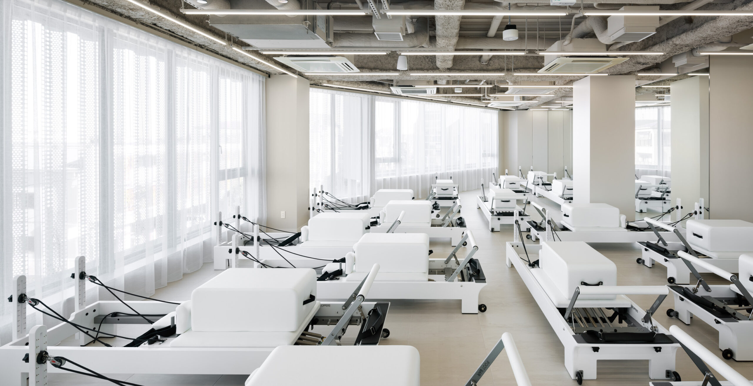 the SILK(ザシルク) 吉祥寺店の写真 1