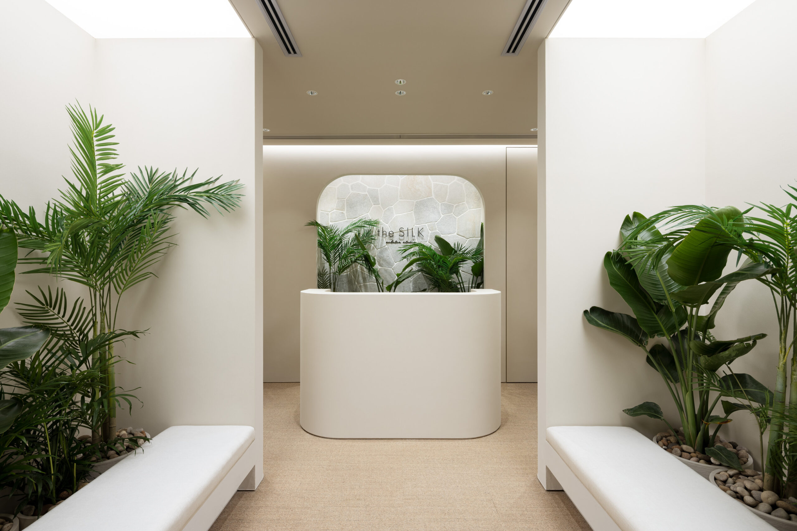 the SILK(ザシルク) 吉祥寺店の写真 3