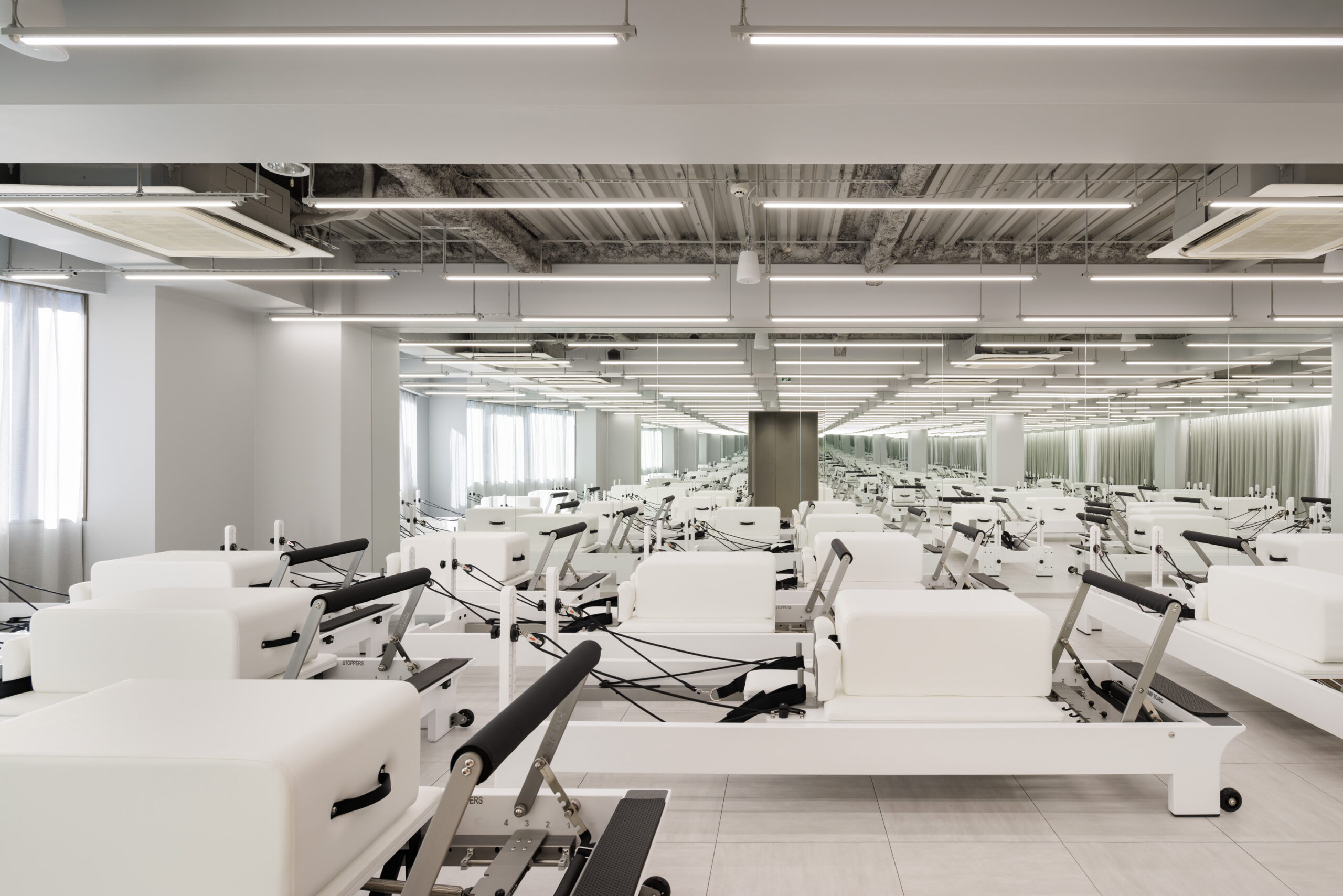 the SILK(ザシルク) 中目黒店の写真 2