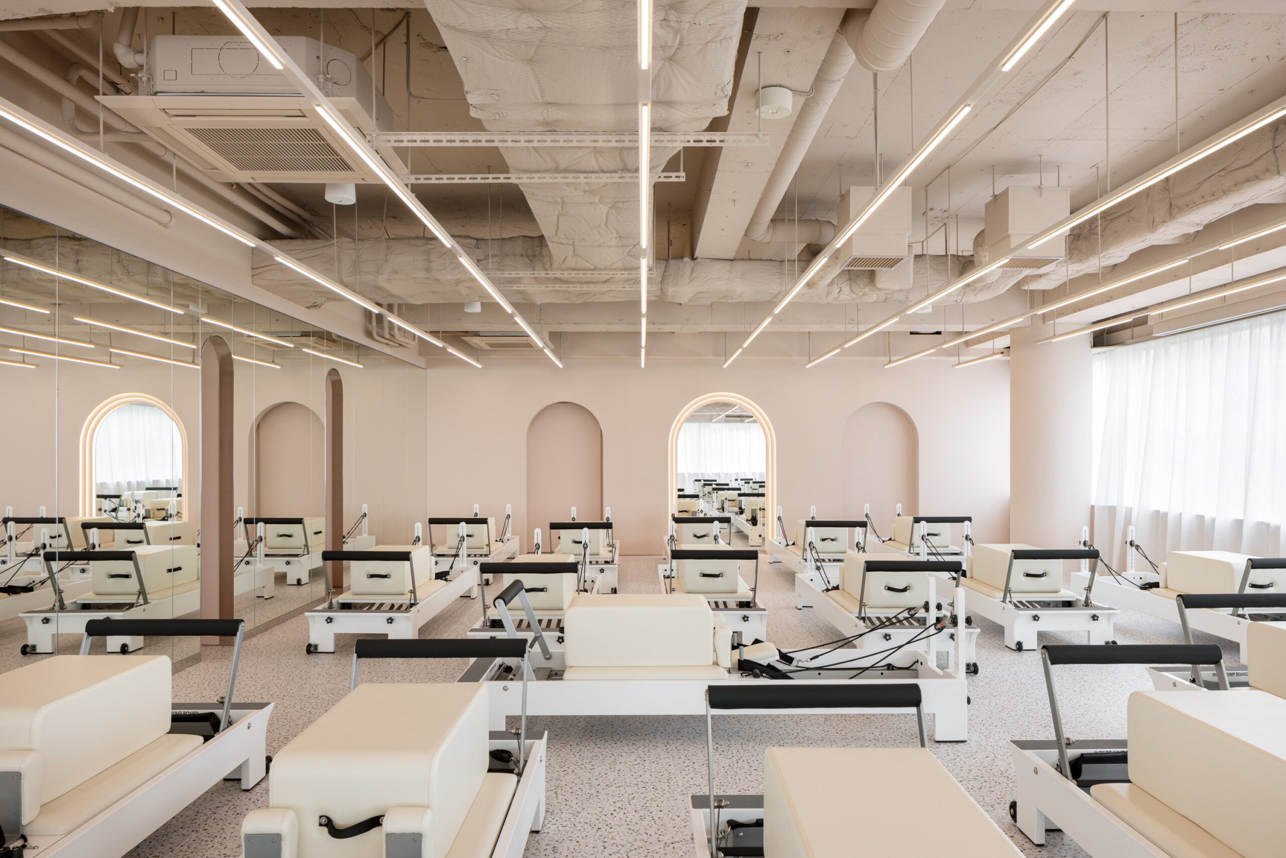 the SILK(ザシルク) 渋谷店の写真 1