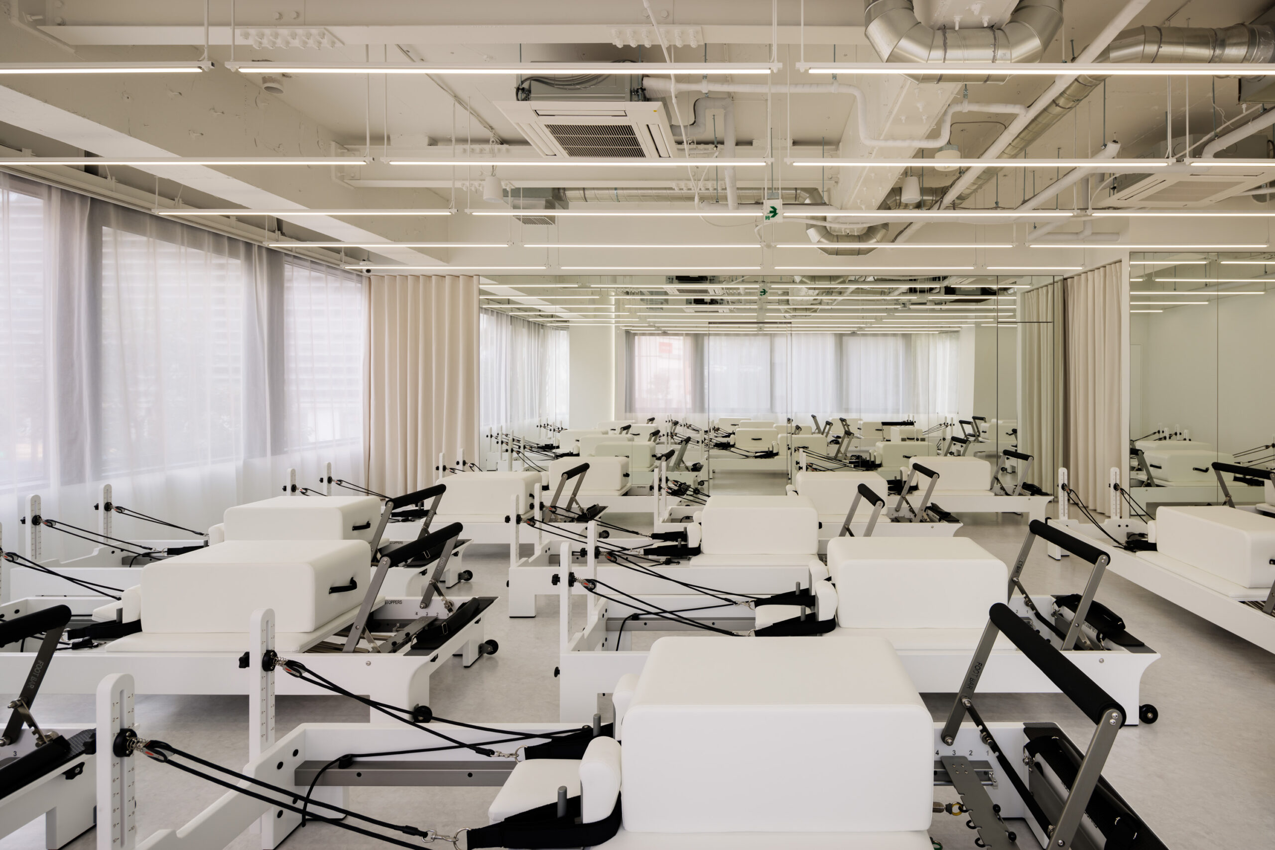 the SILK(ザシルク) 横浜店の写真 1