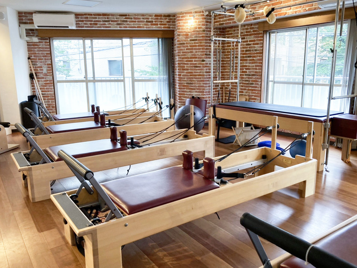 zen place pilates 都立大学の写真 1